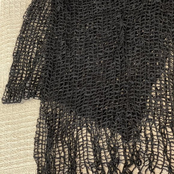 Vintage Open Weave Black Accent Scarf/Shawl - Picture 8 of 15
